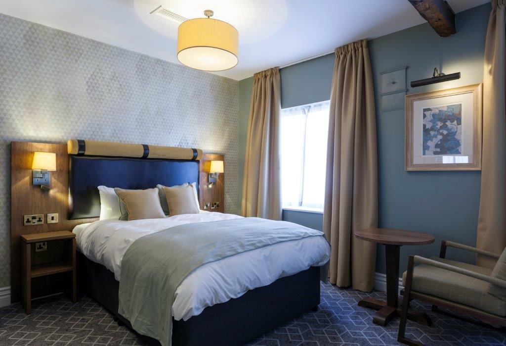 The Greyhound Wetherspoon Hotel Bridport