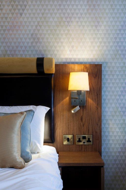 The Greyhound Wetherspoon Hotel 4*